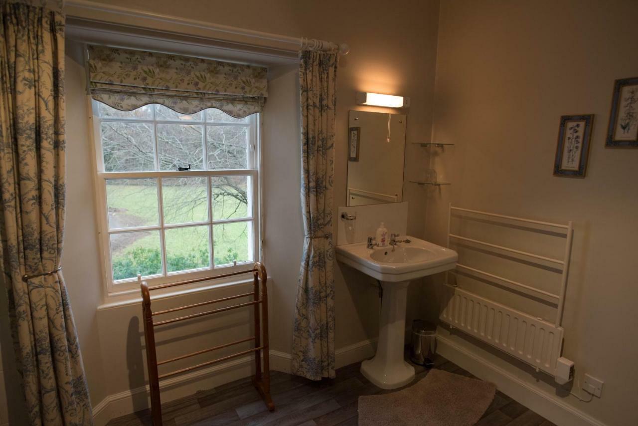 Elibank House B&B Walkerburn Екстер'єр фото